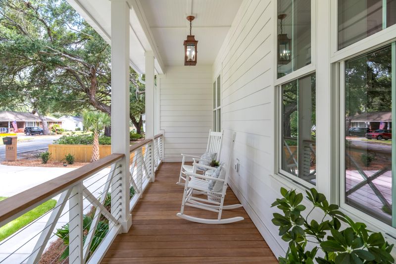 727 Mccants Dr, Mount Pleasant, SC 29464