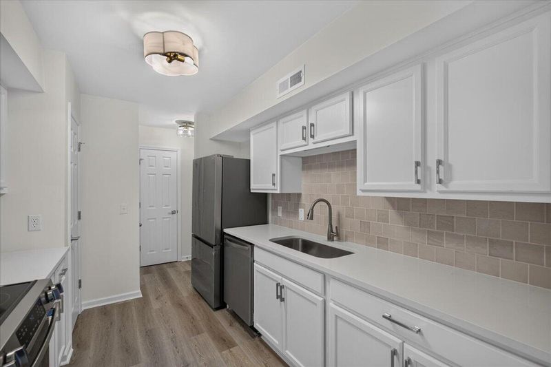 2327 Treescape Dr #1807, Charleston, SC 29414