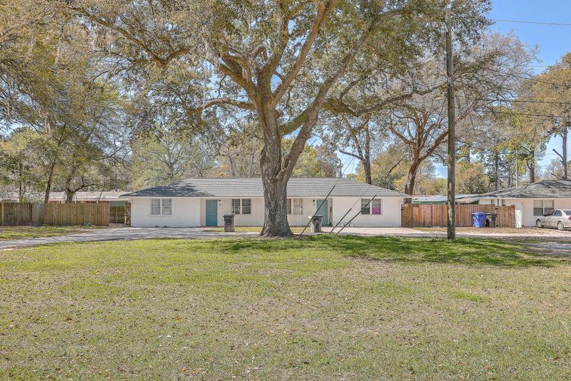 4345 Leslie St, North Charleston, SC 29418