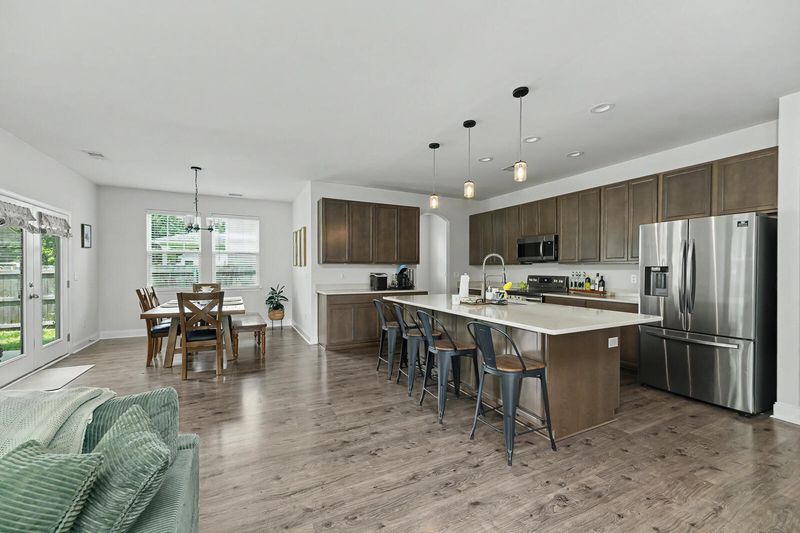 140a Knight Ave, Summerville, SC 29483