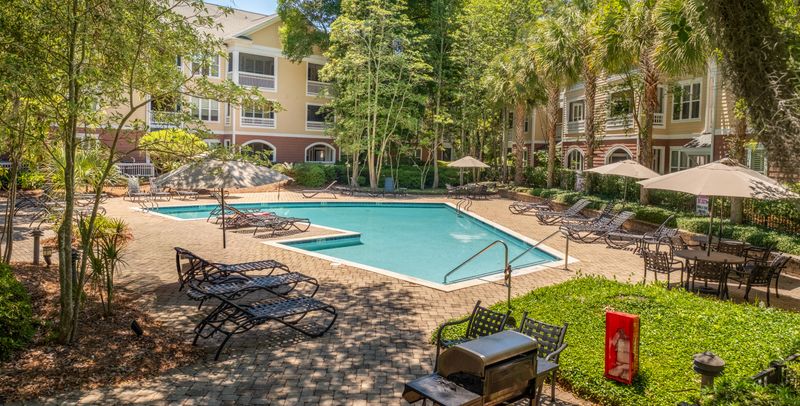 280 Seven Farms Dr #202, Charleston, SC 29492