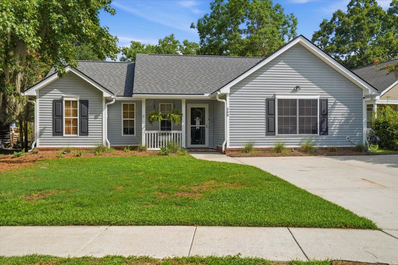 569 Hainsworth Dr, Charleston, SC 29414