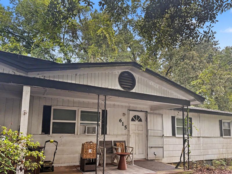 615 End St, Charleston, SC 29407