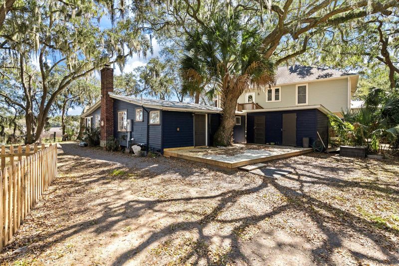 8537 Oyster Factory, Edisto Island, SC 29438