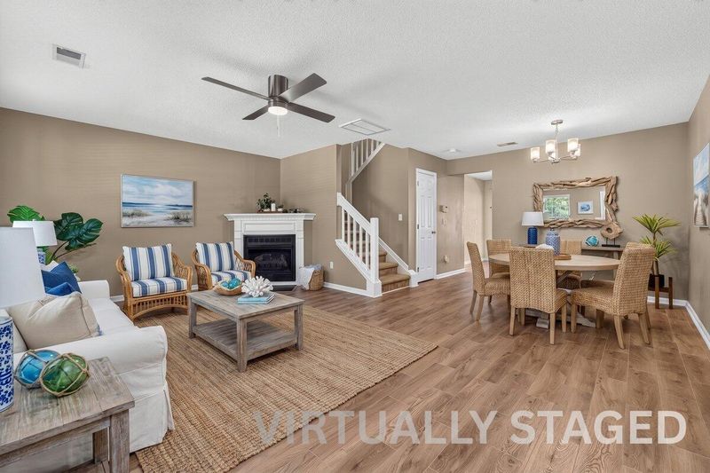 7941 Shadow Oak Dr, North Charleston, SC 29406