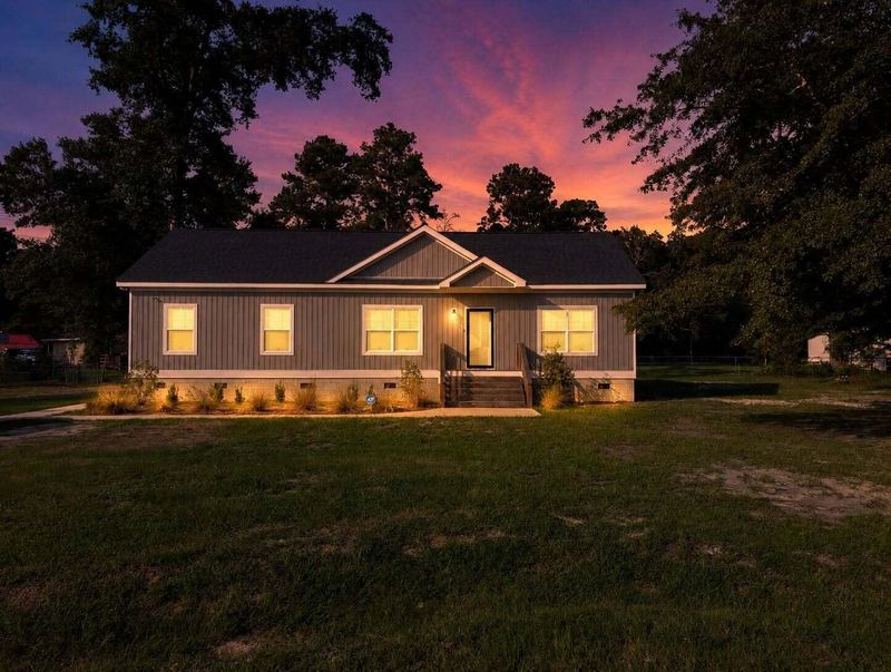 168 Willow Ct, Walterboro, SC 29488