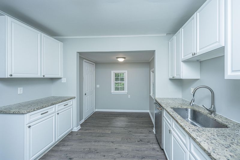 2881 Charlene Dr, North Charleston, SC 29405