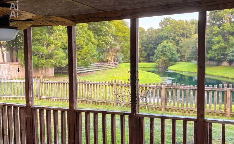 2963 Loebs Ct, Mount Pleasant, SC 29466