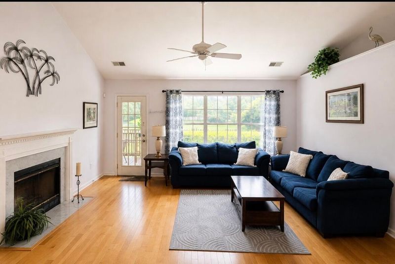 2963 Loebs Ct, Mount Pleasant, SC 29466