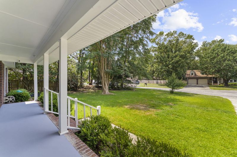 102 Worlingham Ct, Goose Creek, SC 29445