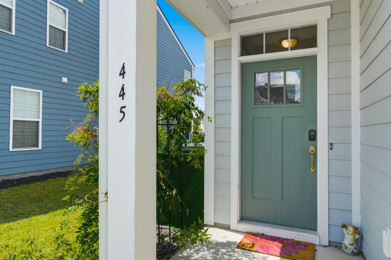 445 Trotters Ln, Moncks Corner, SC 29461