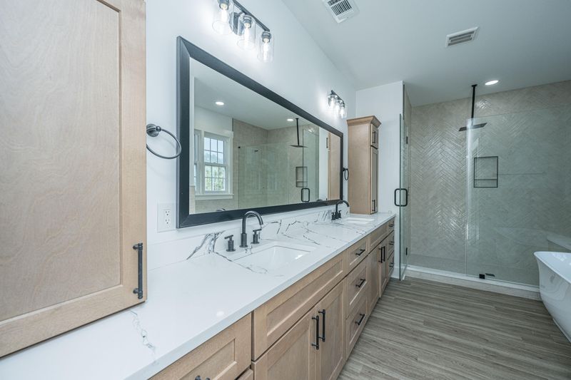 506 August Moon Ln, Goose Creek, SC 29445
