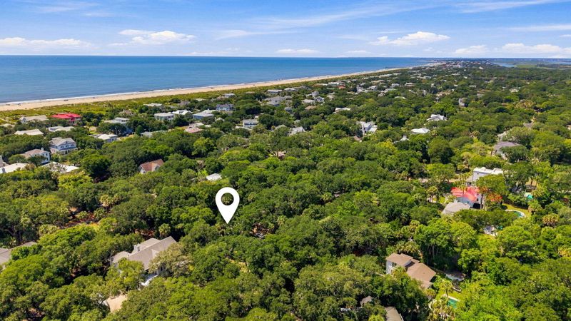 256 Forest Trl, Isle Of Palms, SC 29451