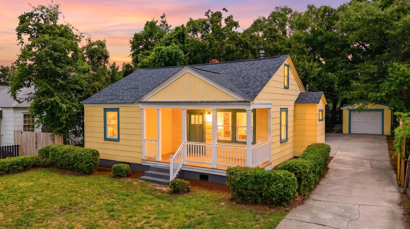 2119 Thornlee Dr, North Charleston, SC 29405