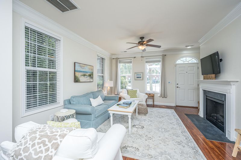 784 Certificate Ct, Charleston, SC 29414