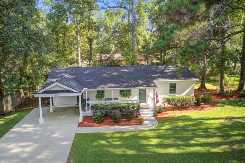 1715 Houghton Dr, Charleston, SC 29412