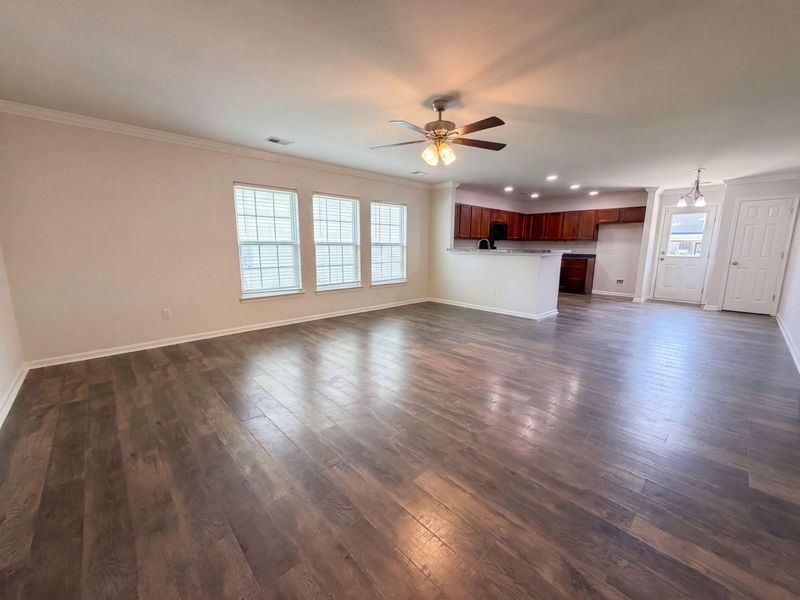 211 Emerald Isle Dr, Moncks Corner, SC 29461