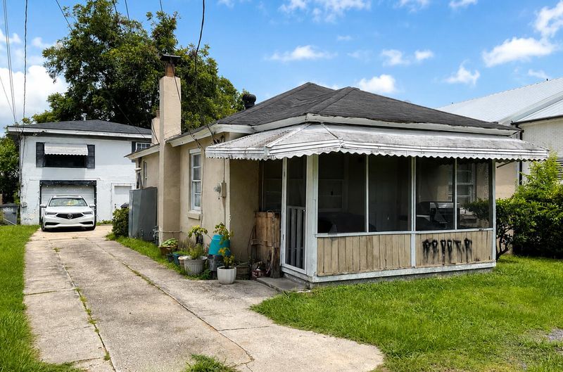 2708 Meeting Street Rd #A B, North Charleston, SC 29405