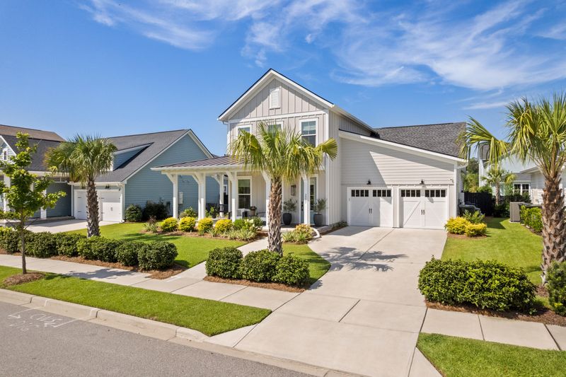 2217 Generals St, Charleston, SC 29492