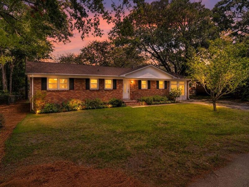 1510 Manor Blvd, Charleston, SC 29407