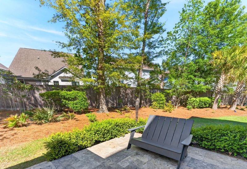 1555 Moss Spring Rd, Mount Pleasant, SC 29466