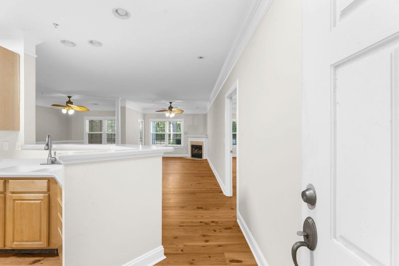 1025 Riverland Woods Pl #Apt 705, Charleston, SC 29412