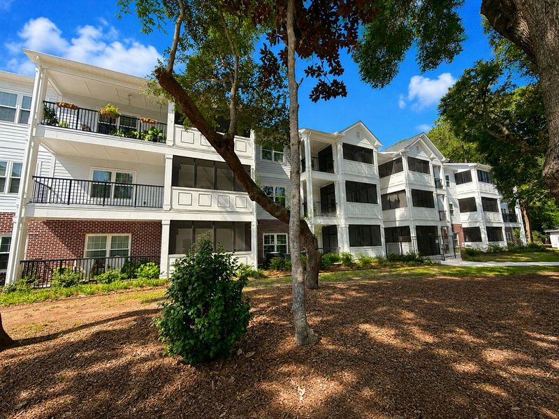1025 Riverland Woods Pl #Apt 705, Charleston, SC 29412