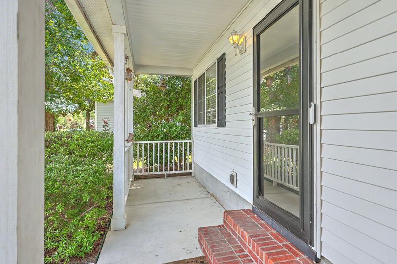 181 Apache Dr, Summerville, SC 29483