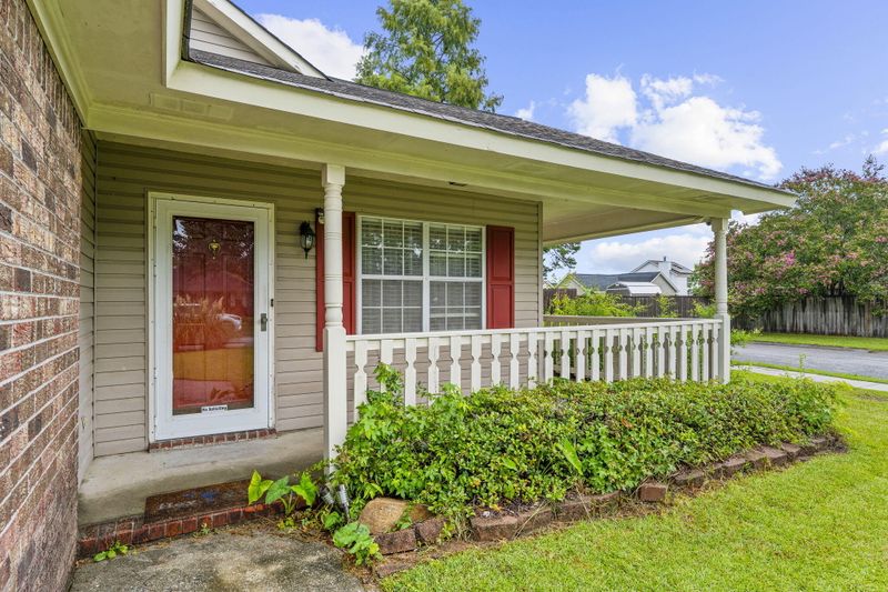 7700 Buck Pond Rd, North Charleston, SC 29418