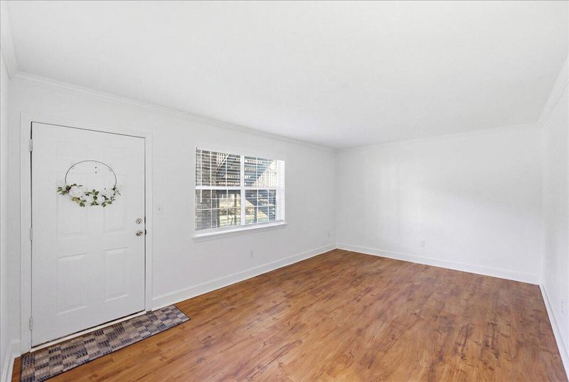 516 Arlington Dr #Apt B2, Charleston, SC 29414