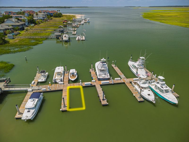3702 Docksite Rd #D-7, Edisto Island, SC 29438