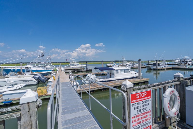 3702 Docksite Rd #D-7, Edisto Island, SC 29438
