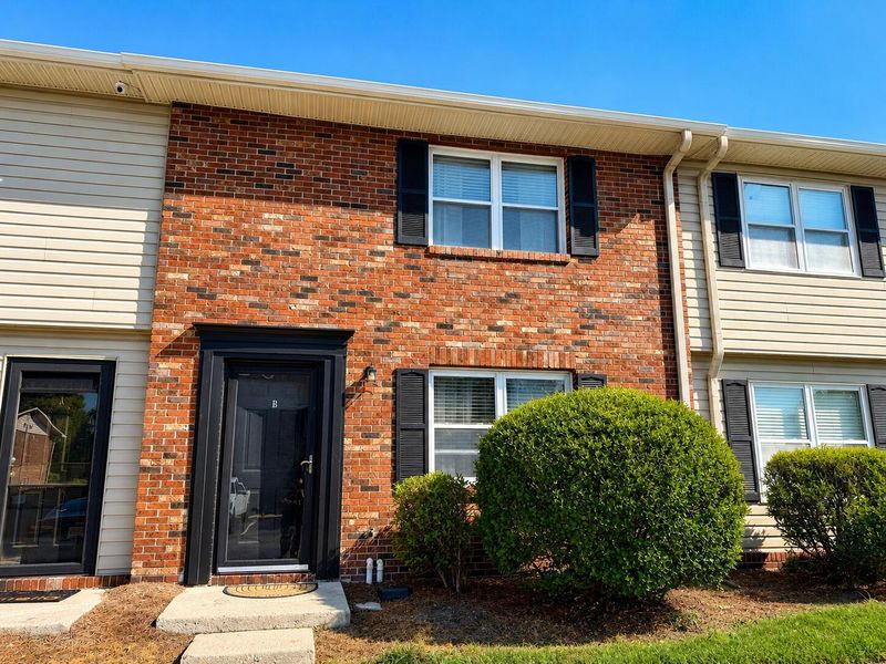 415 Parkdale Dr #6b, Charleston, SC 29414
