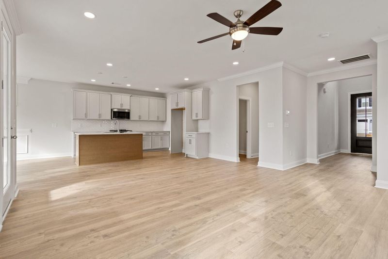 2 Tuggle Lane Dr, Ridgeville, SC 29472