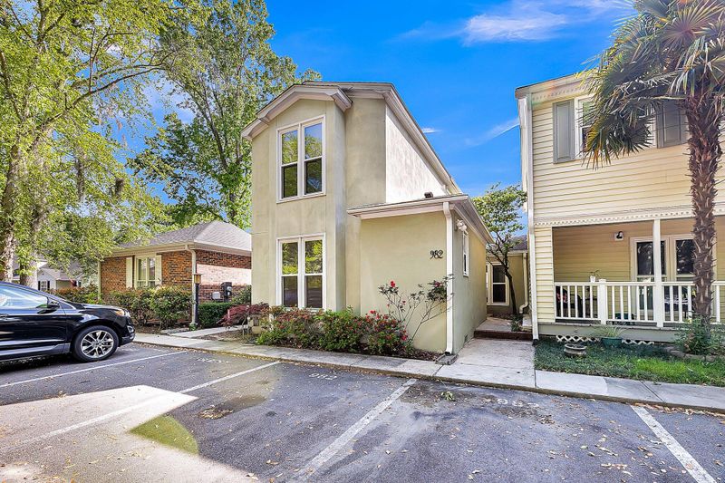 982 Harbor Oaks Dr, Charleston, SC 29412