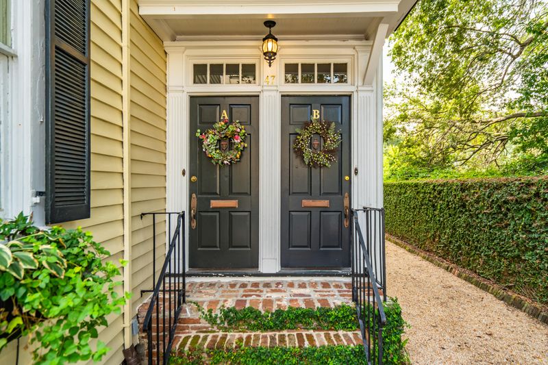 47 Queen St #B, Charleston, SC 29401