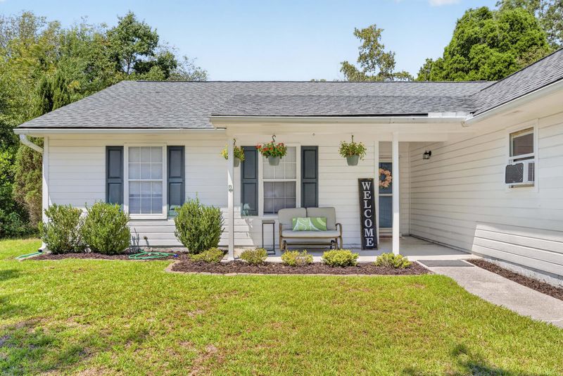 110 Persimmon Cir, Goose Creek, SC 29445
