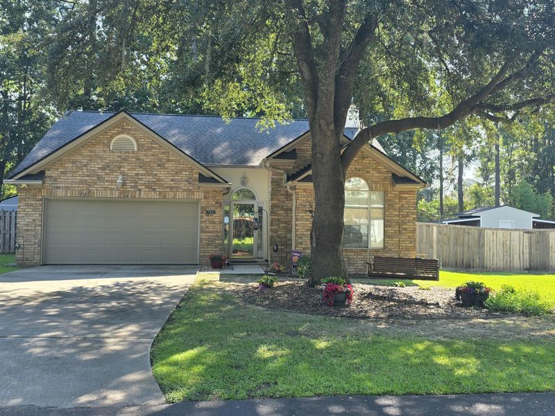 7841 Sabalridge Dr, North Charleston, SC 29418