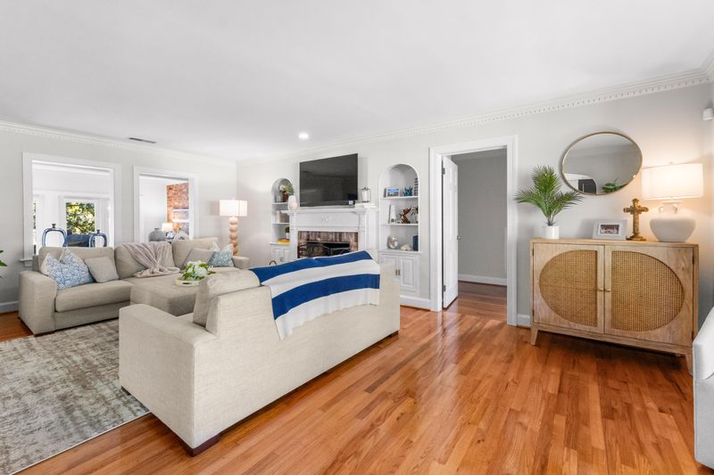 808 Sheldon Rd, Charleston, SC 29407