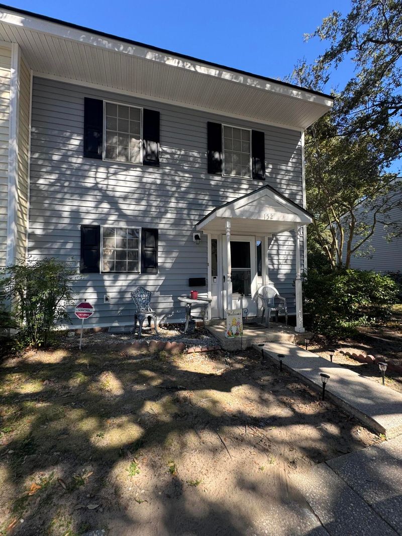 152 Heritage Cir #H-9, Mount Pleasant, SC 29464