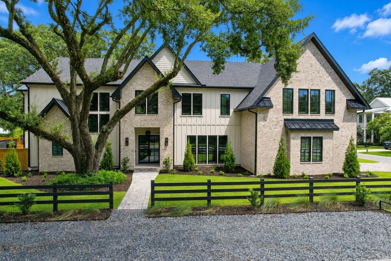 723 Mccants, Mount Pleasant, SC 29464