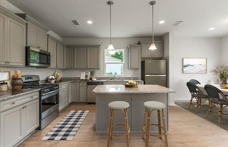 806 Meadowbrook Ln, Summerville, SC 29486