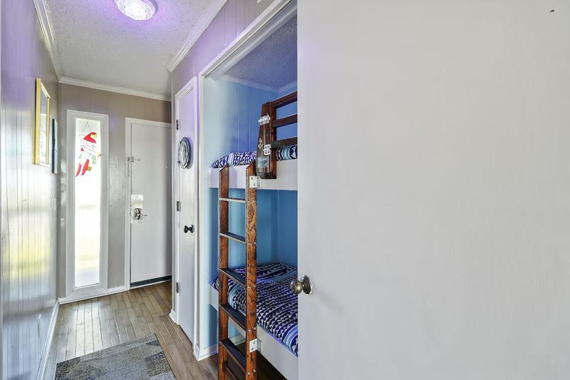 1300 Ocean Blvd #312, Isle Of Palms, SC 29451
