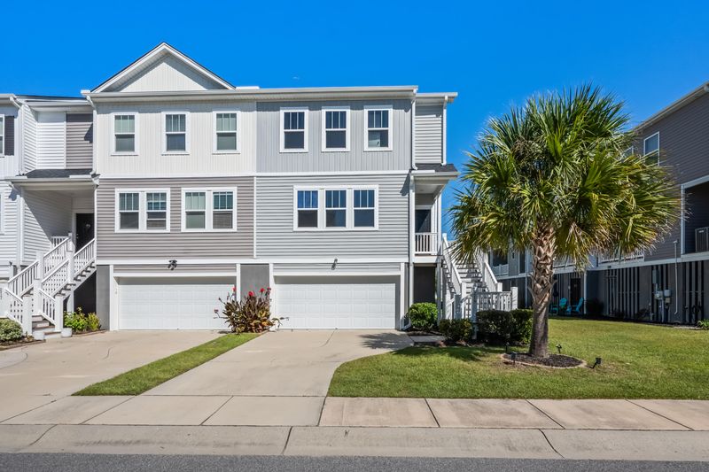 219 Winding River Dr, Johns Island, SC 29455