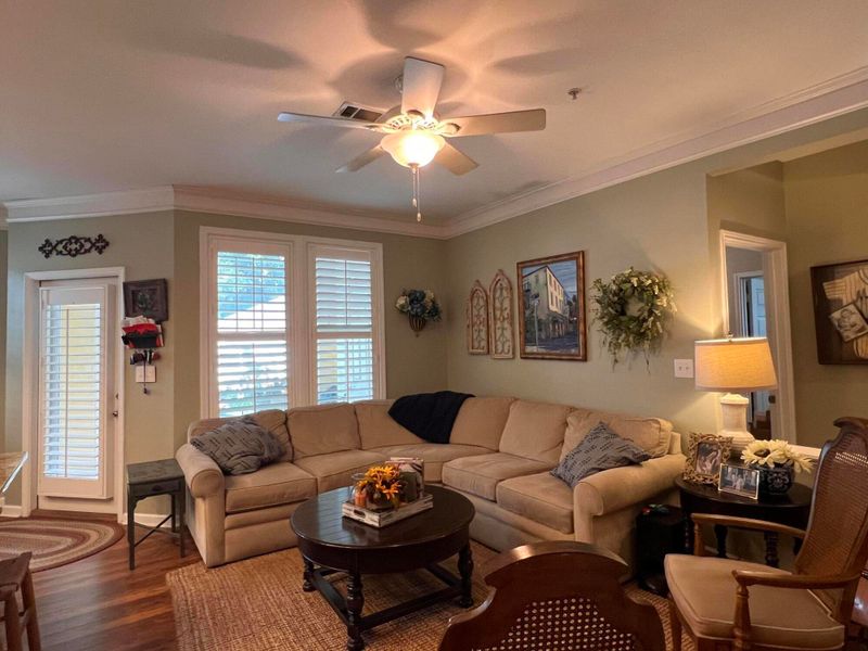 1015 Rosewood Ln, Mount Pleasant, SC 29464