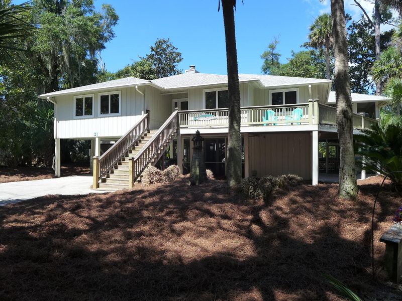 31 Whalers Ct, Edisto Island, SC 29438