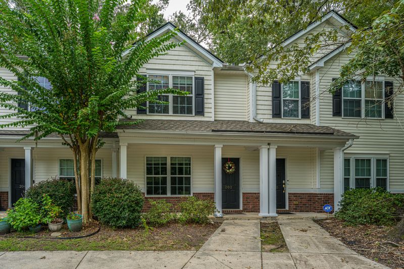 202 Twin Tree Dr, Summerville, SC 29485
