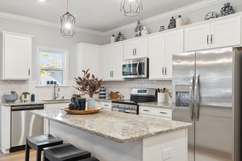 270 Clarabelle Ln, Summerville, SC 29483