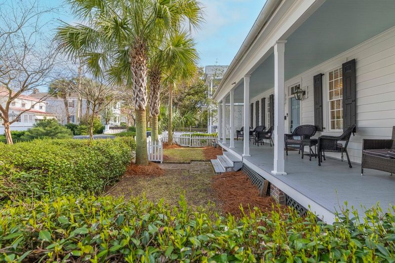 91 Smith St, Charleston, SC 29401