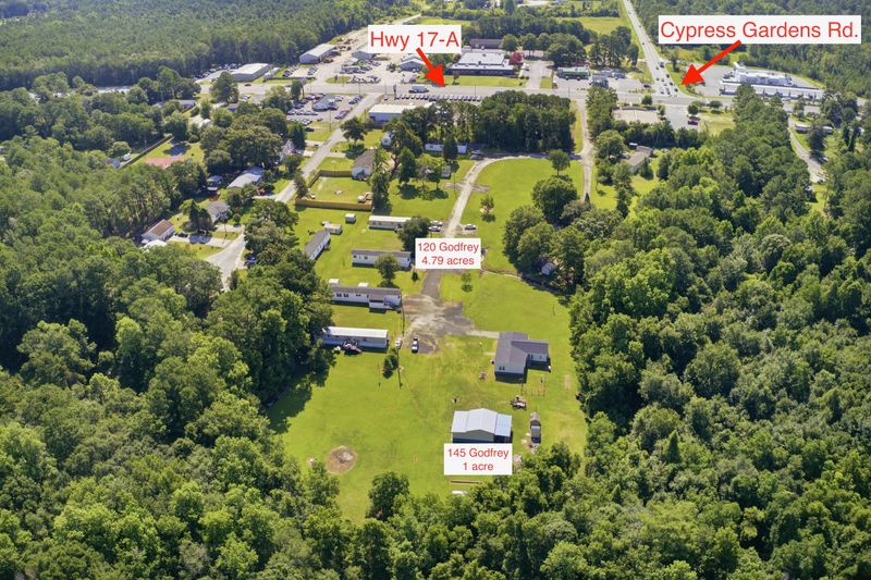 120 Godfrey Ln, Moncks Corner, SC 29461